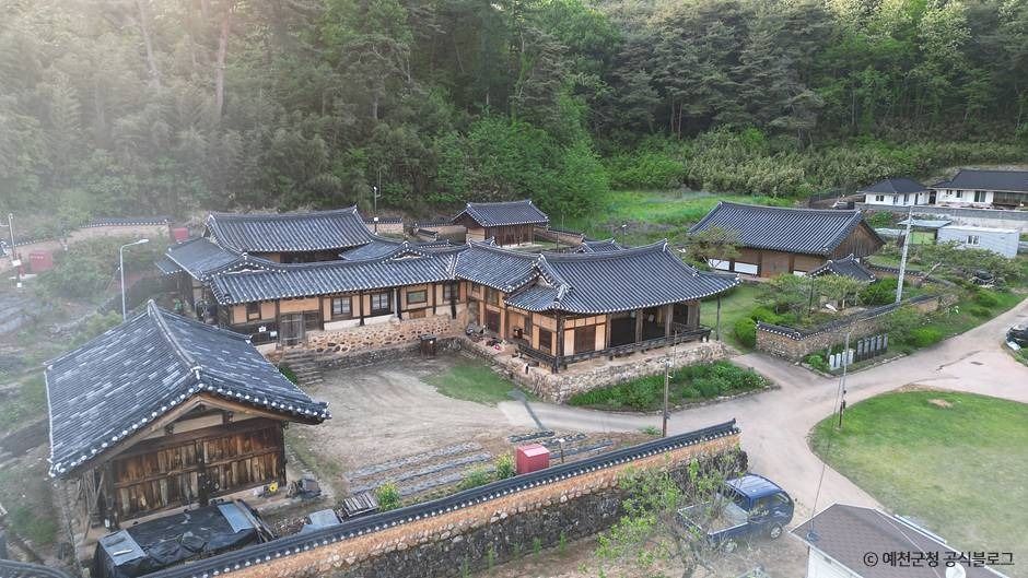 예천 예천권씨 초간공파 종택 및 예천권씨 초간종택 별당