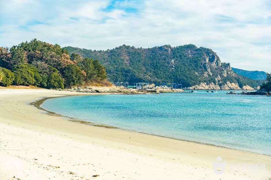 통리해수욕장