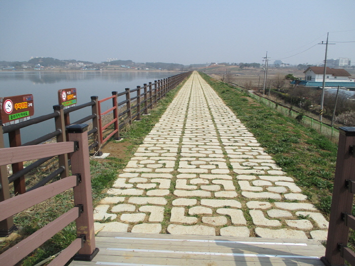 잠홍 저수지(상홍지)
