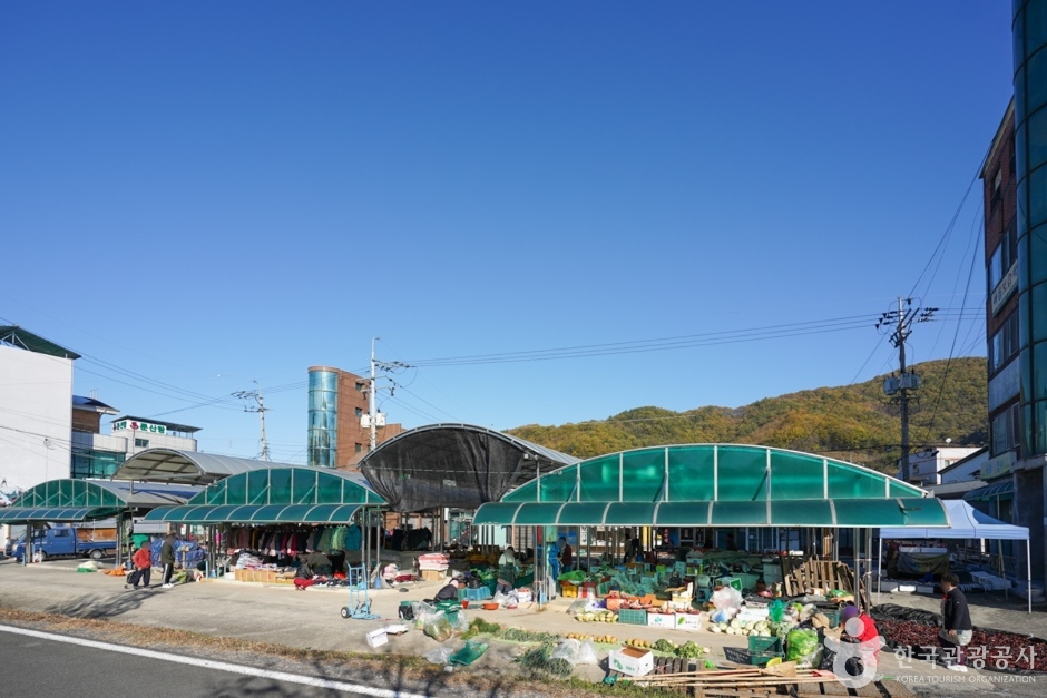 경남 쇼핑 명소 진주 문산장 (4, 9일)
