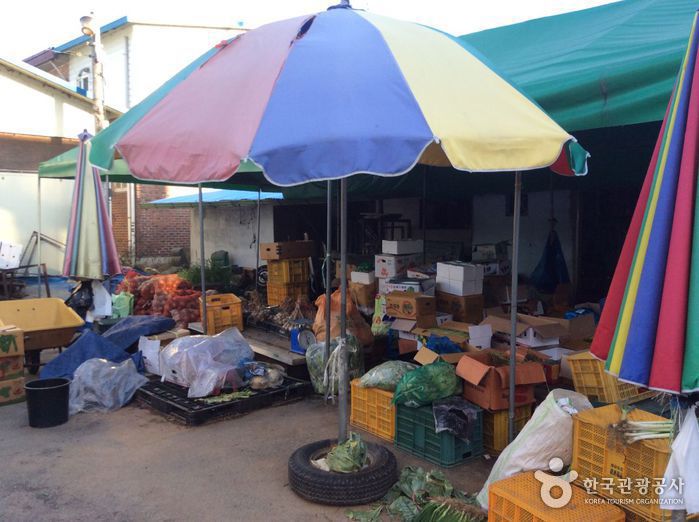 전북 쇼핑 명소 여산장(1, 6일)