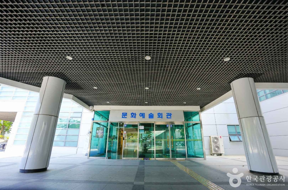 부산 문화시설 북구문화예술회관 공연장