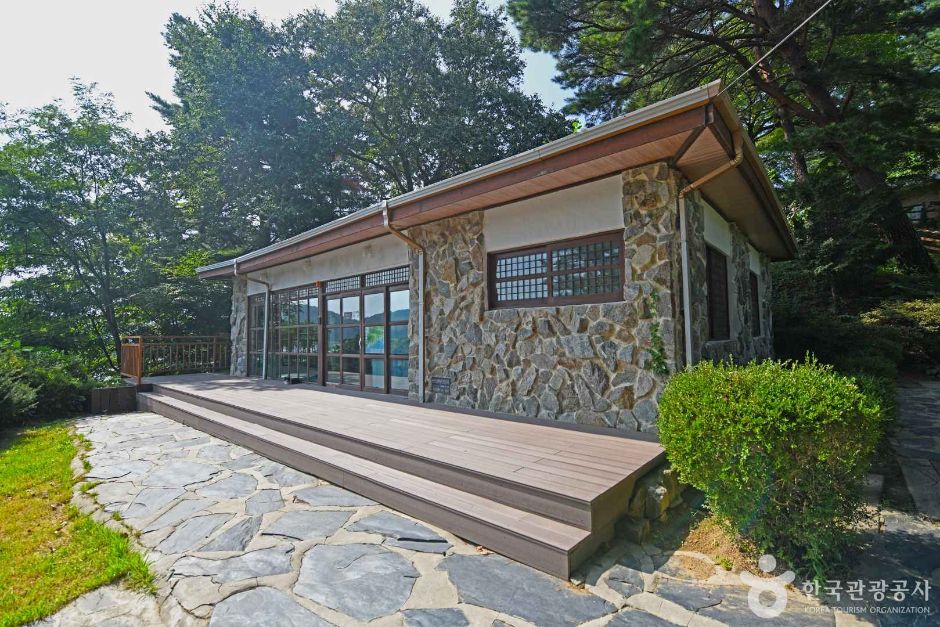 화진포역사안보전시관