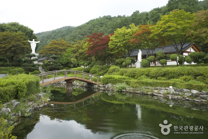 충북 여행코스 천주교와 위정척사 정신이 마주한 제천