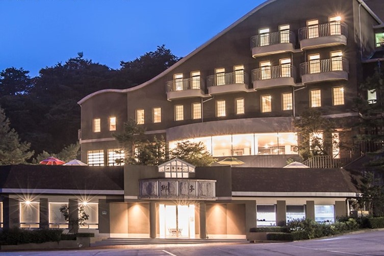 충북 숙소 웨스트오브가나안