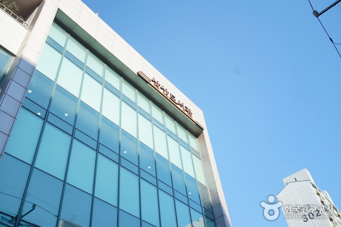 인천 문화시설 삼산도서관