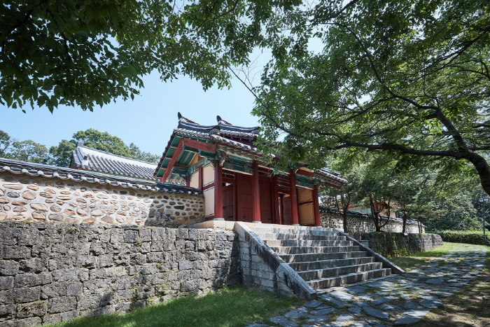 통제가 해제된 DMZ 마을에서 만나는 역사