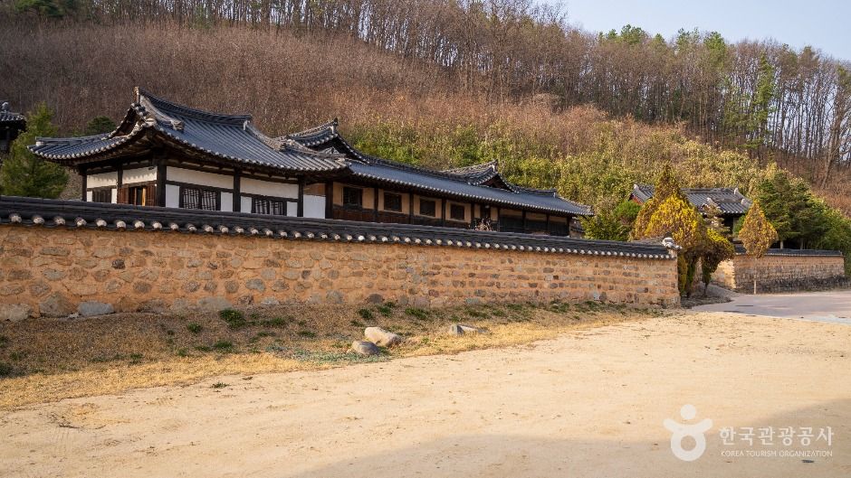 안동 고성이씨 탑동파 종택