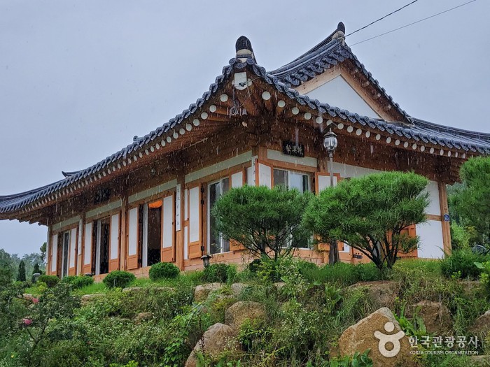 경북 숙소 송계헌