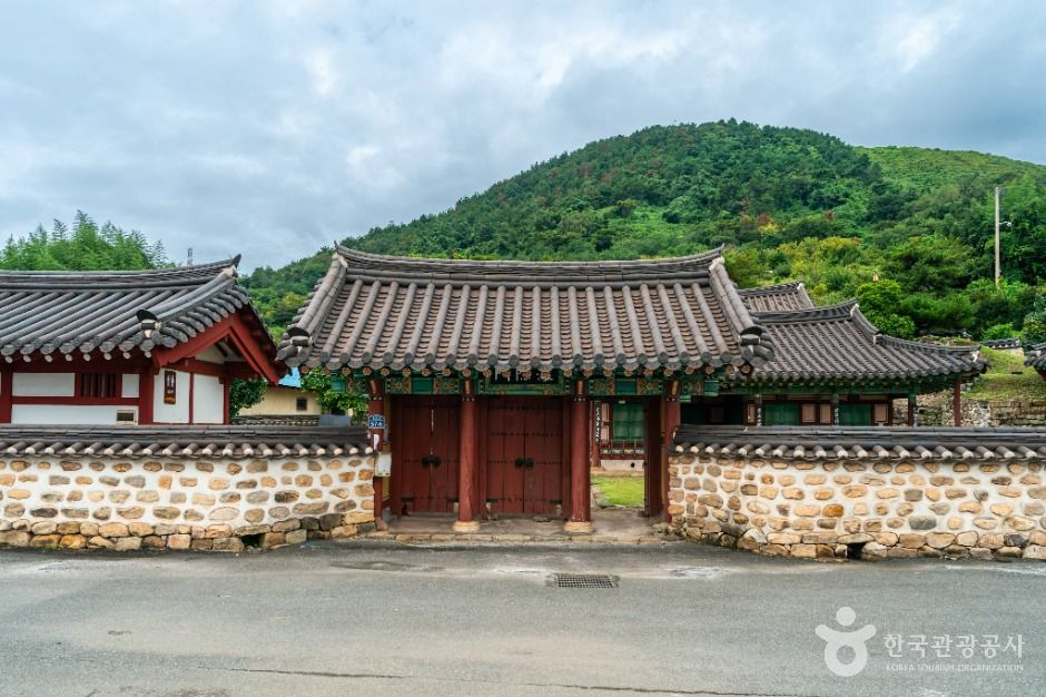 전남 가볼만한 곳 광양 김시식지