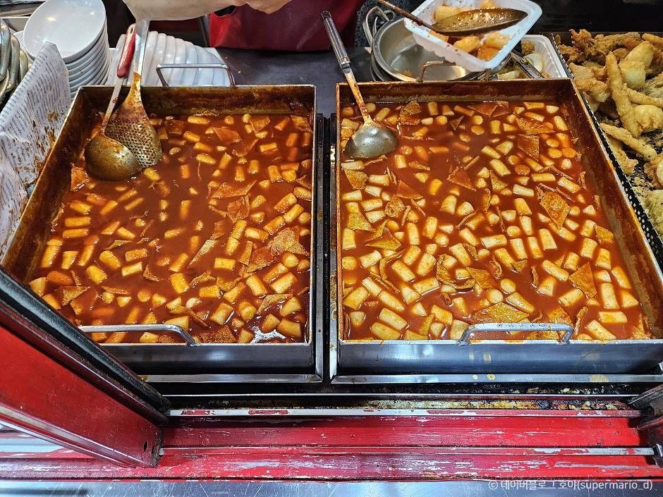 악어떡볶이