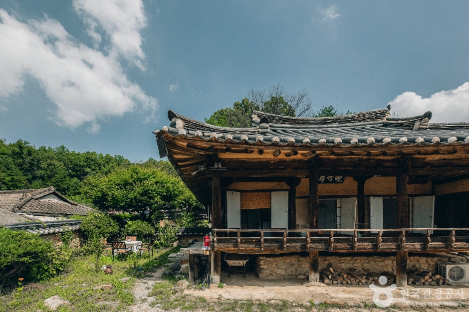 경북 숙소 만죽재 고택