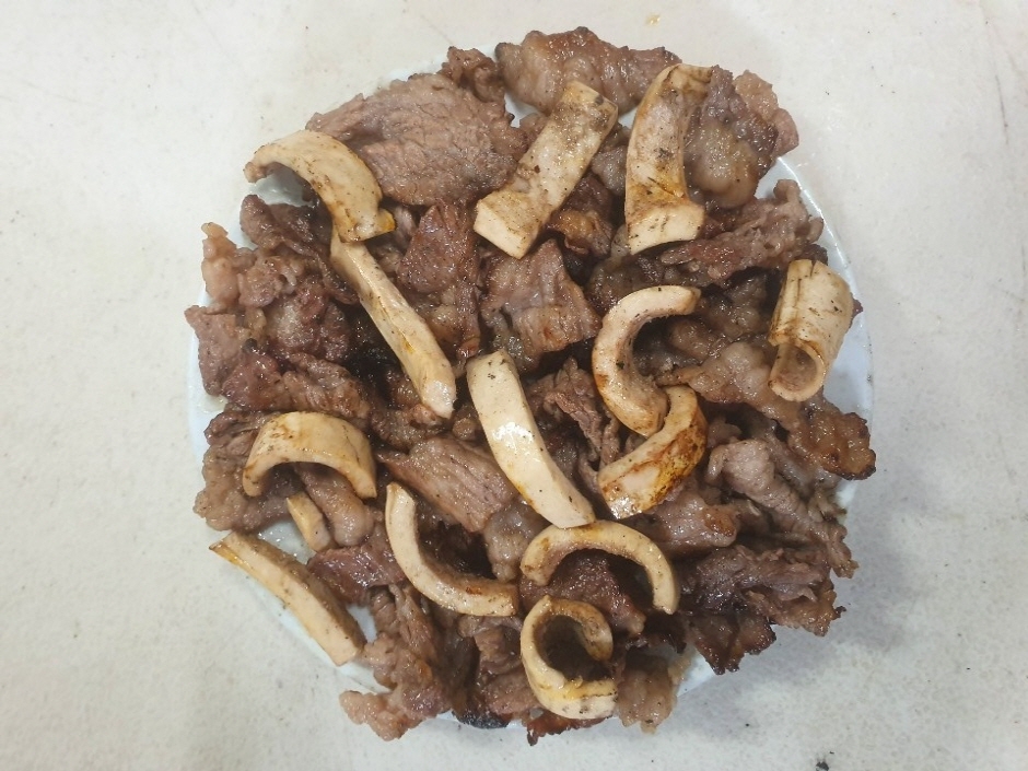 왕거미식당