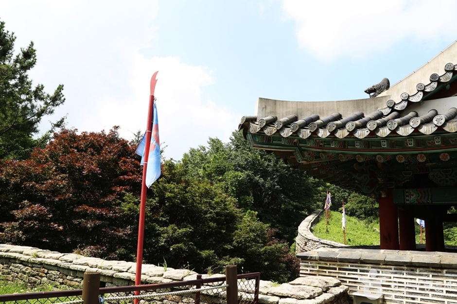 부산 가볼만한 곳 금정산성 동문