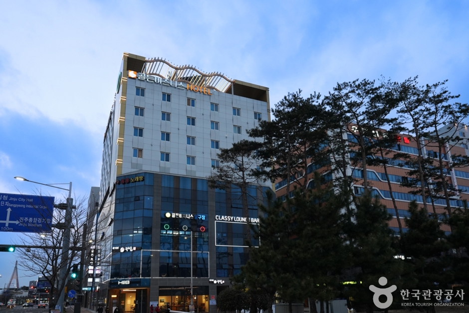 경남 숙소 골든비즈니스호텔
