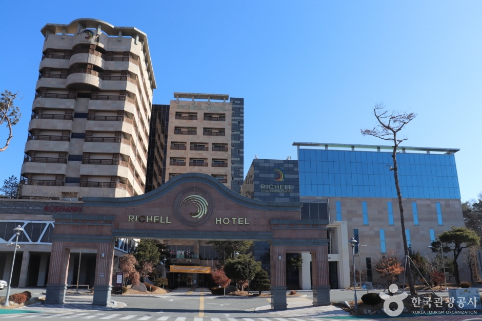 경북 숙소 리첼호텔