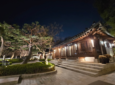 필경재
